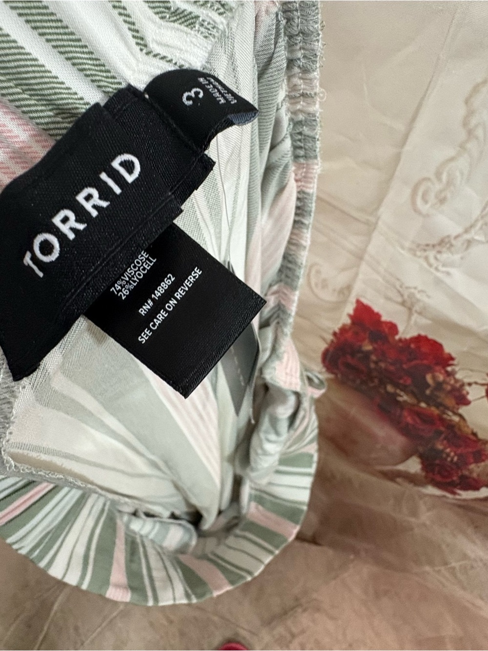 NEW Torrid Sage & Cream Vertical-Stripe Wide Leg Pants - Picture 11 of 11